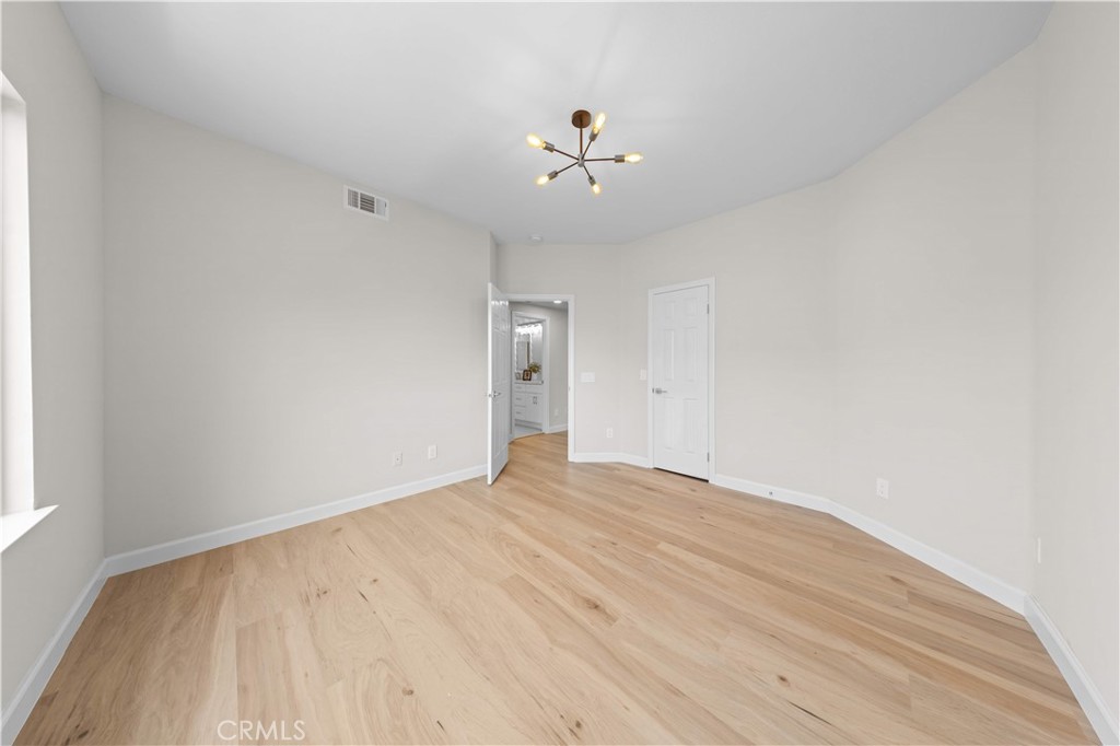 5776 Parkcrest Dr