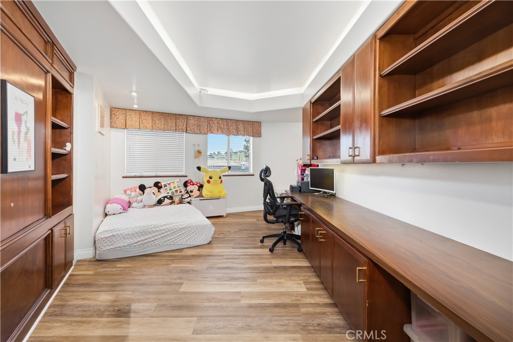 1527 Calle Cristina