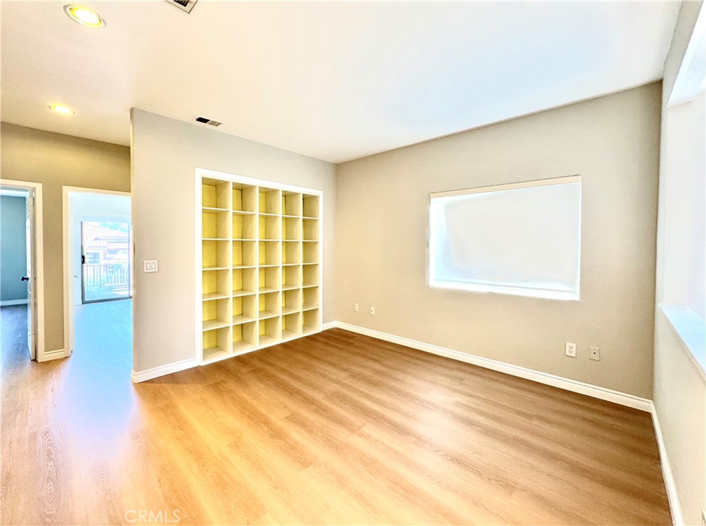 2072 Villa Del Lago Dr #A