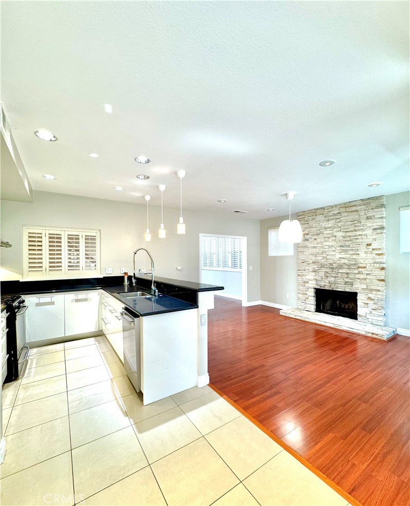 2072 Villa Del Lago Dr #A