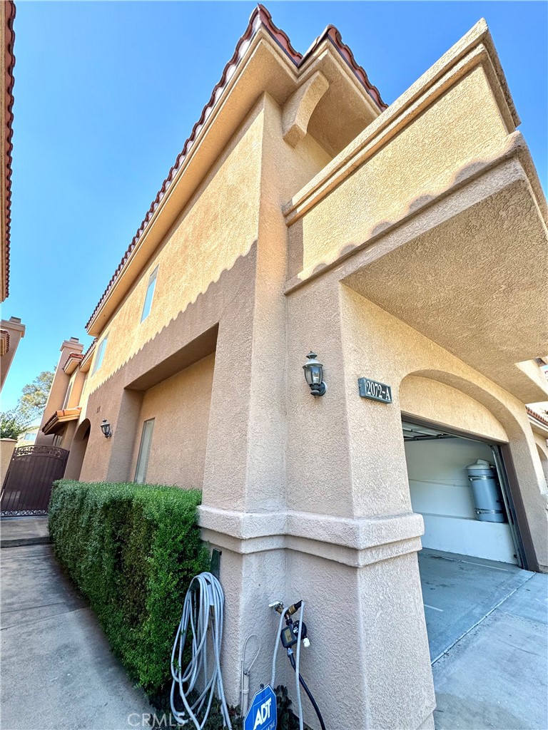 2072 Villa Del Lago Dr #A