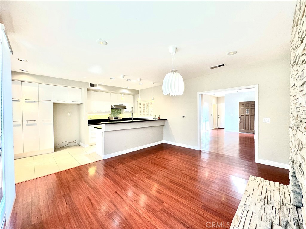 2072 Villa Del Lago Dr #A