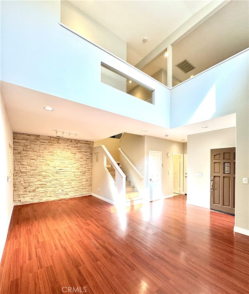2072 Villa Del Lago Dr #A