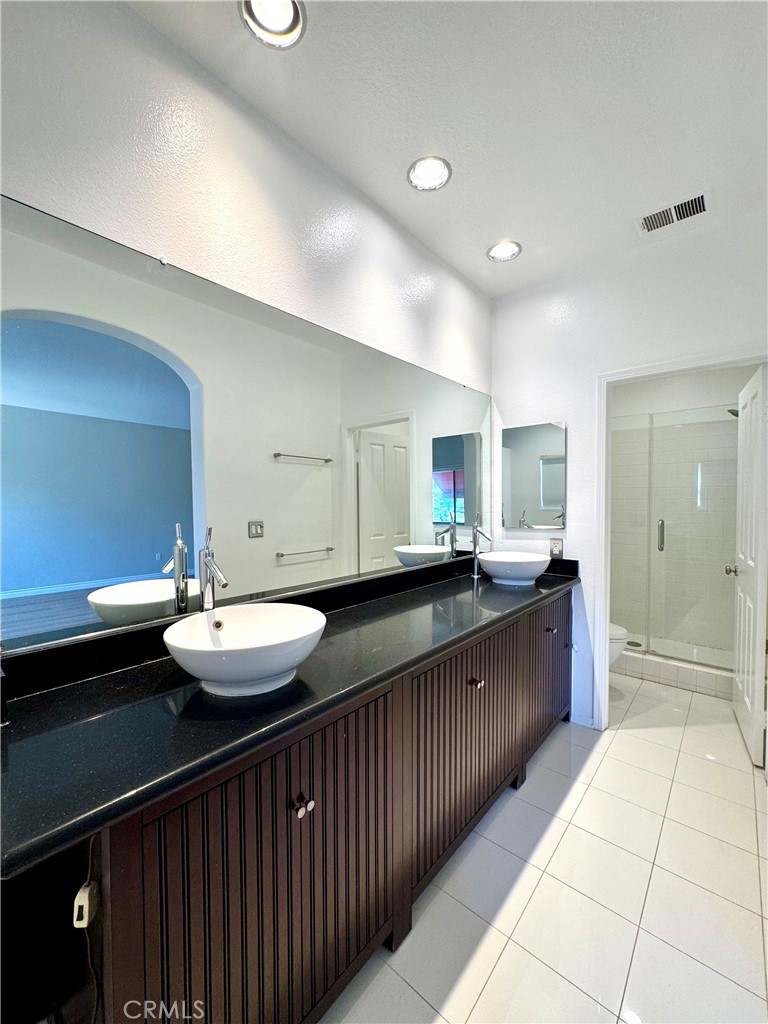 2072 Villa Del Lago Dr #A