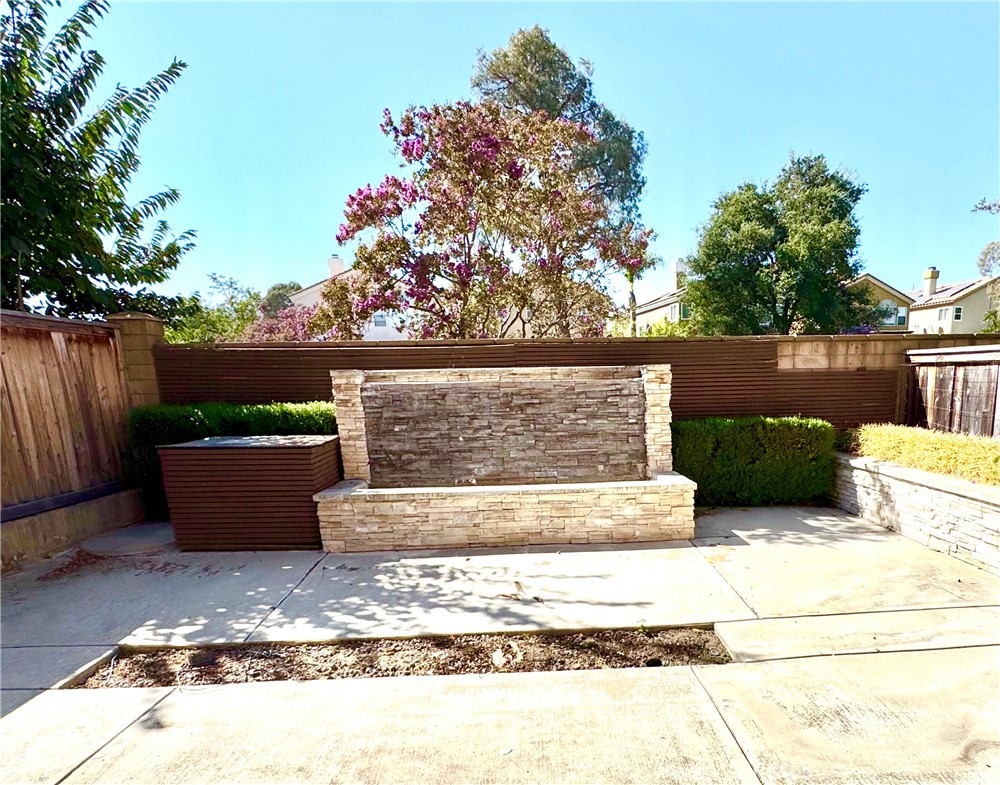 2072 Villa Del Lago Dr #A