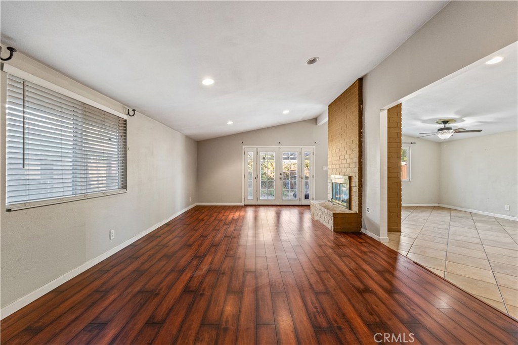 6790 El Cajon Dr