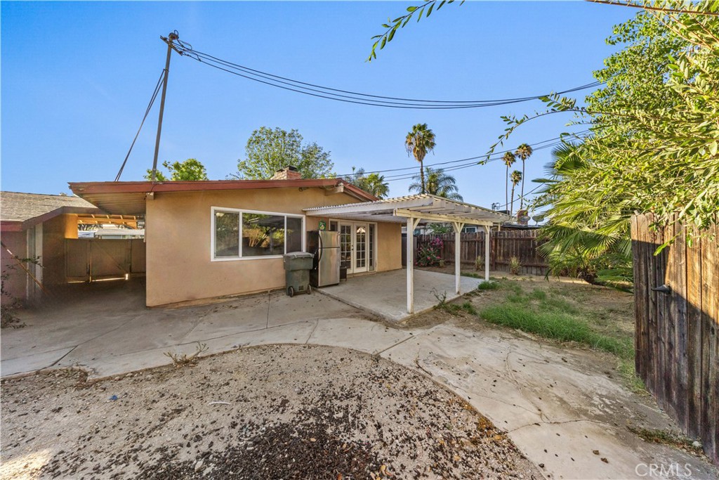 6790 El Cajon Dr