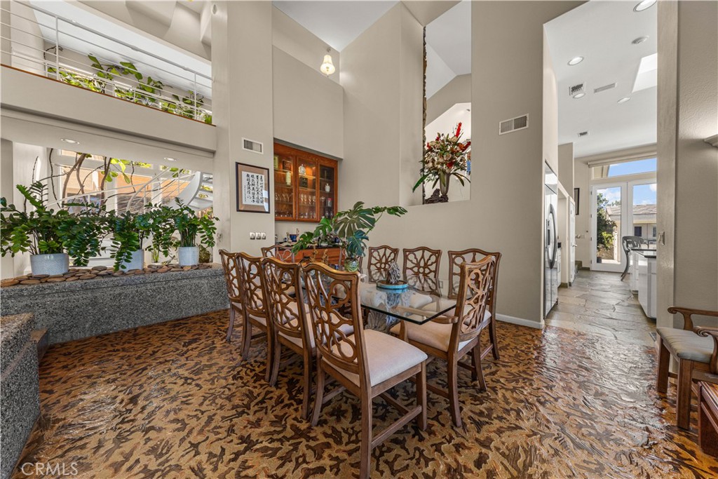 7440 Live Oak Drive