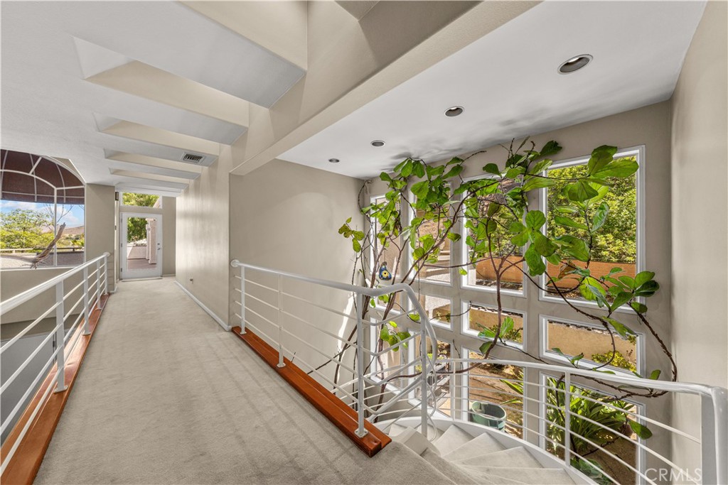 7440 Live Oak Drive
