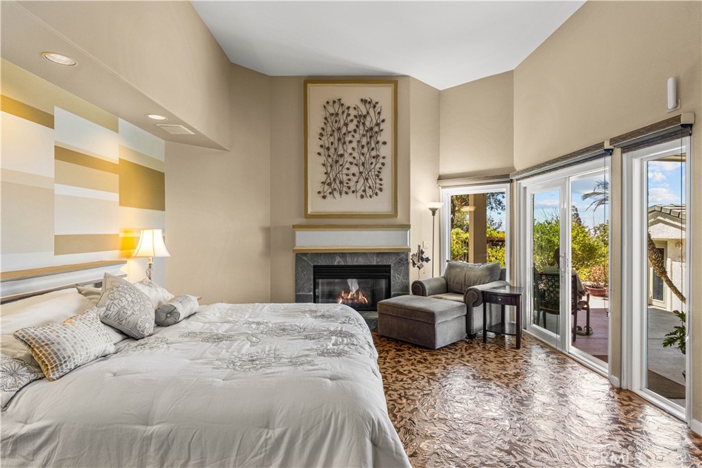 7440 Live Oak Drive