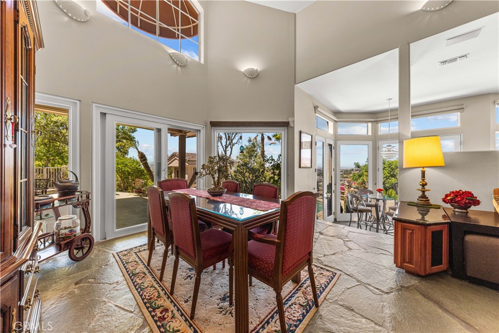 7440 Live Oak Drive