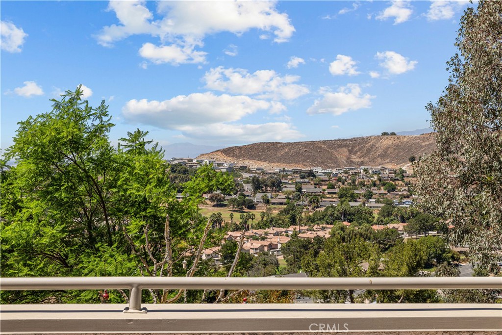 7440 Live Oak Drive
