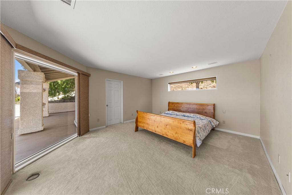 7440 Live Oak Drive