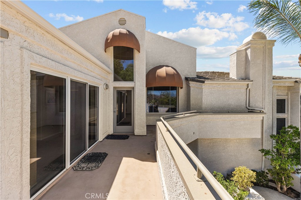 7440 Live Oak Drive