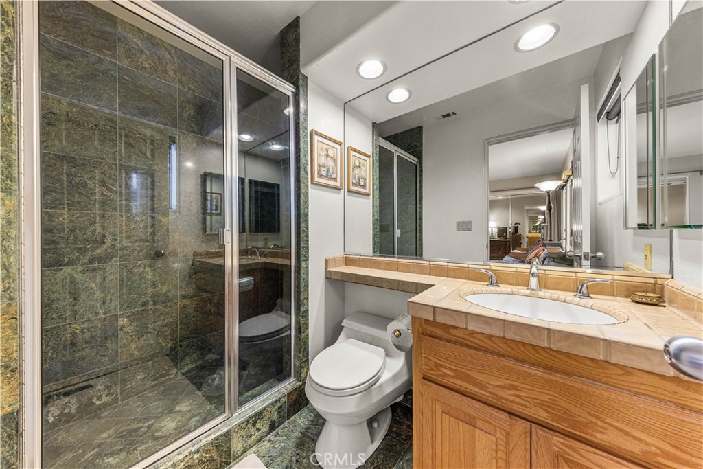 7440 Live Oak Drive