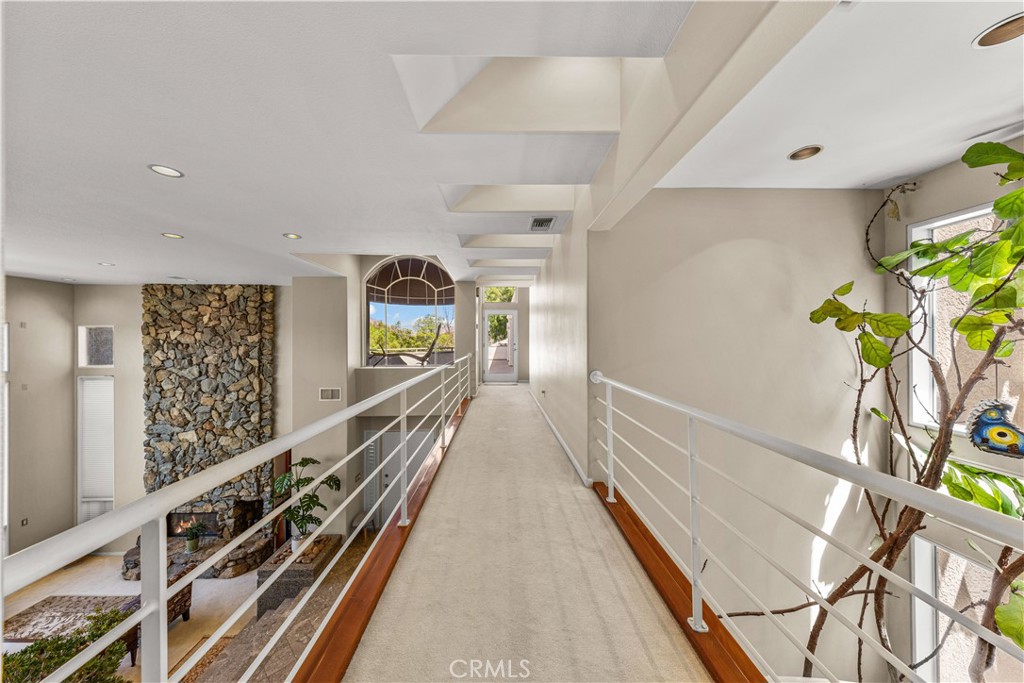 7440 Live Oak Drive