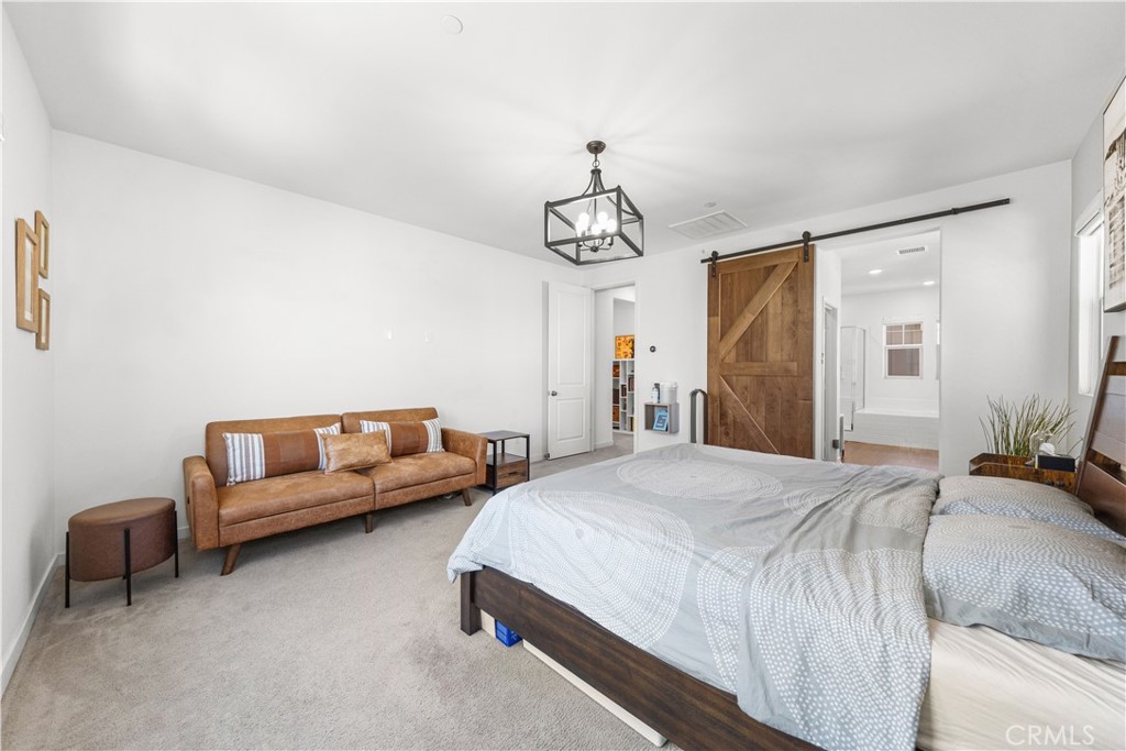 4838 S Monarch