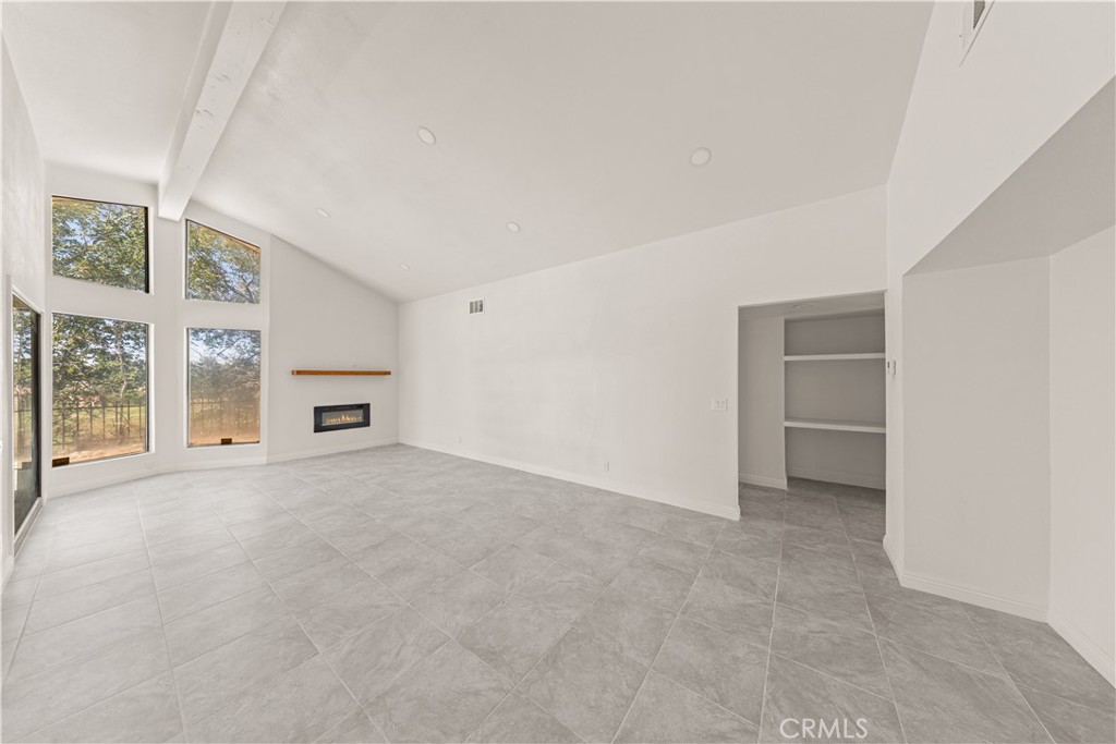 13850 Dahlgren Drive