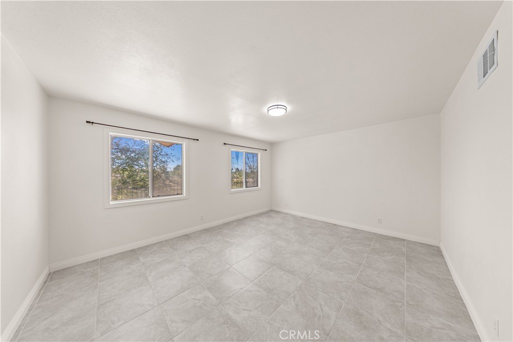 13850 Dahlgren Drive