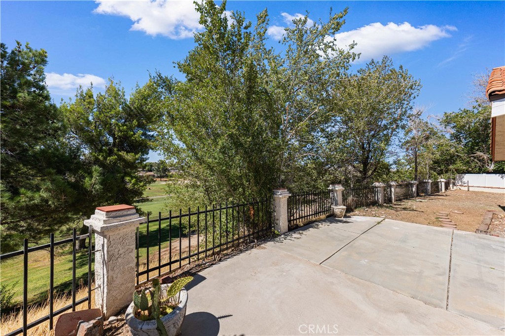 13850 Dahlgren Drive