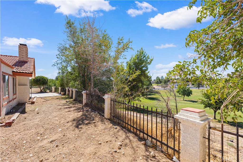 13850 Dahlgren Drive