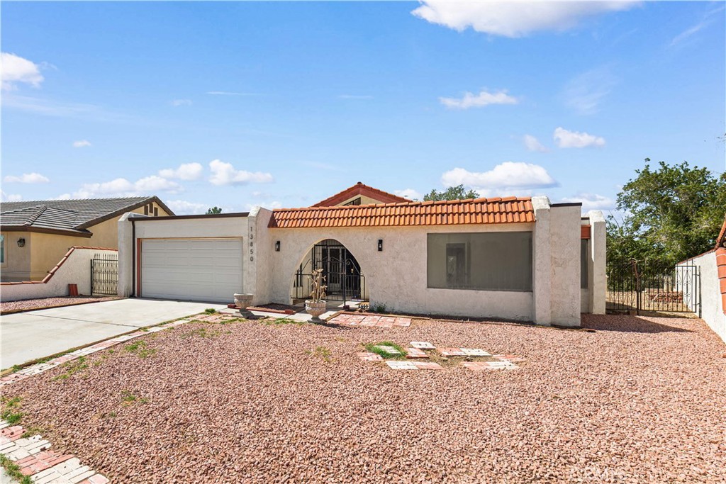 13850 Dahlgren Drive