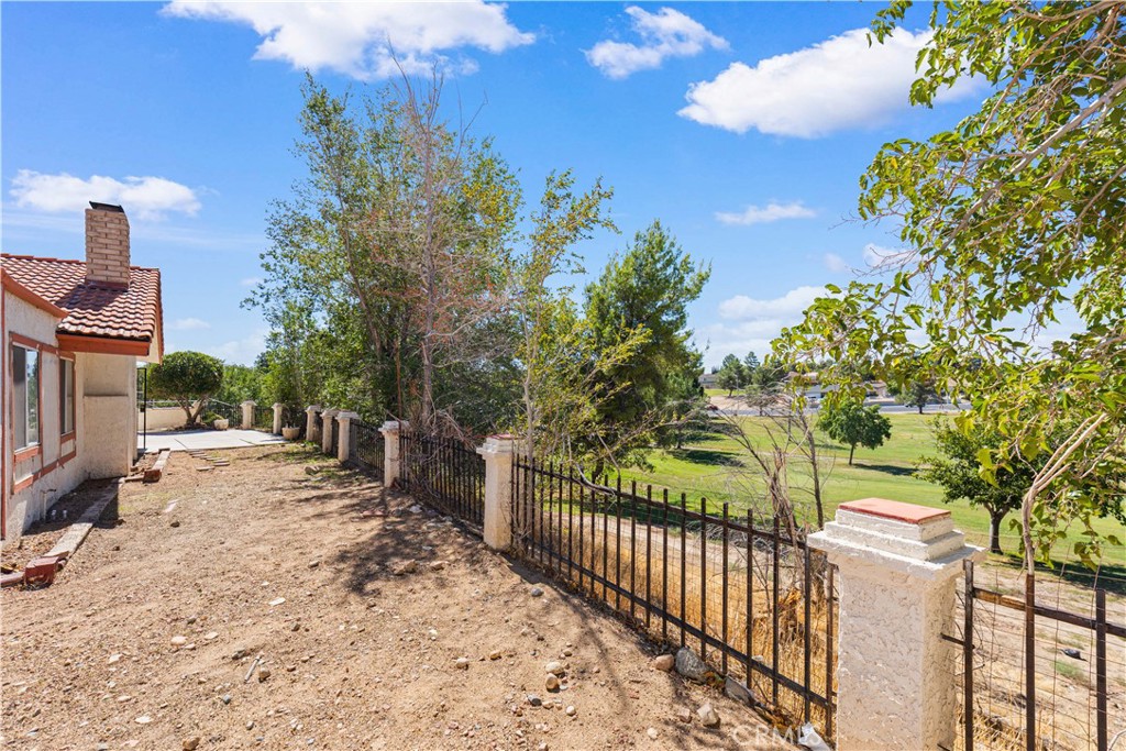 13850 Dahlgren Drive