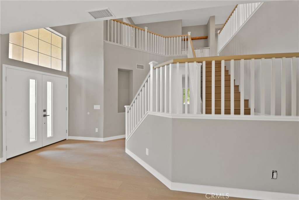 9406 Glenaire Court