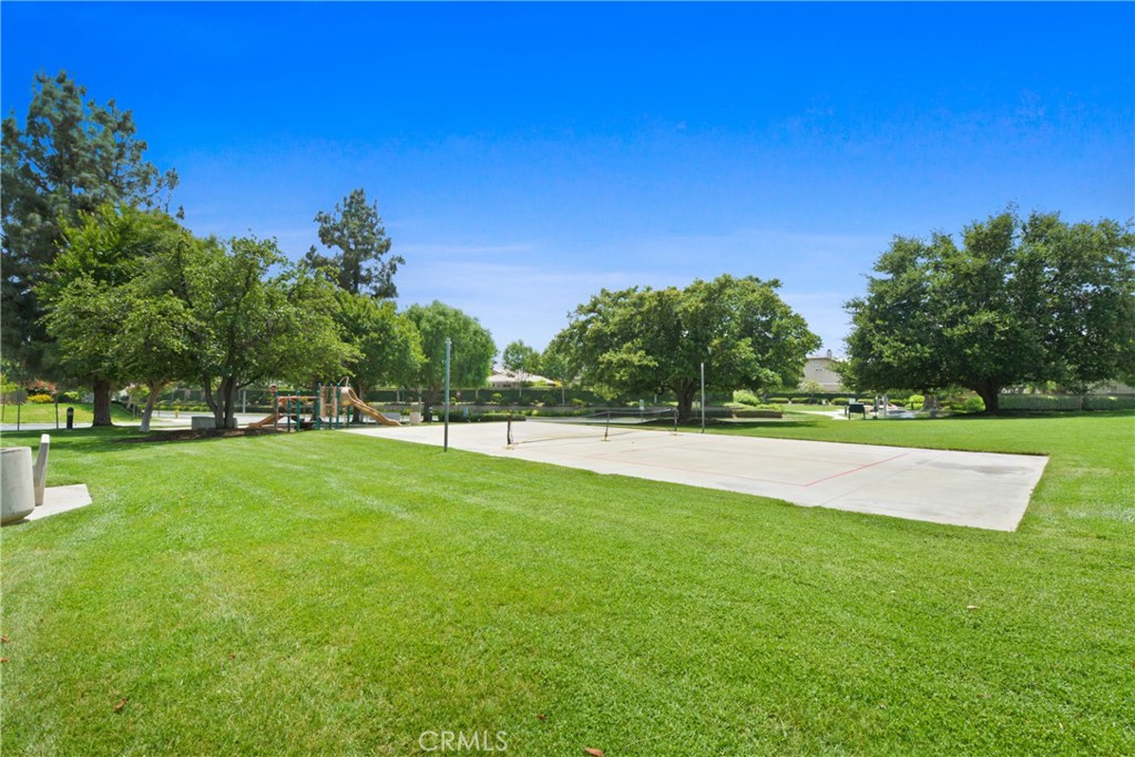 9406 Glenaire Court