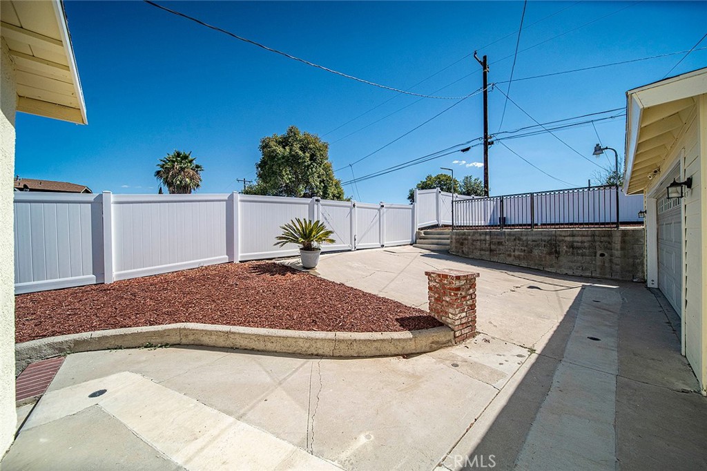 4183 Lugo Avenue