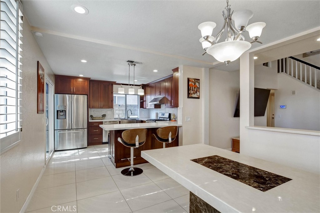 1532 Tradewinds