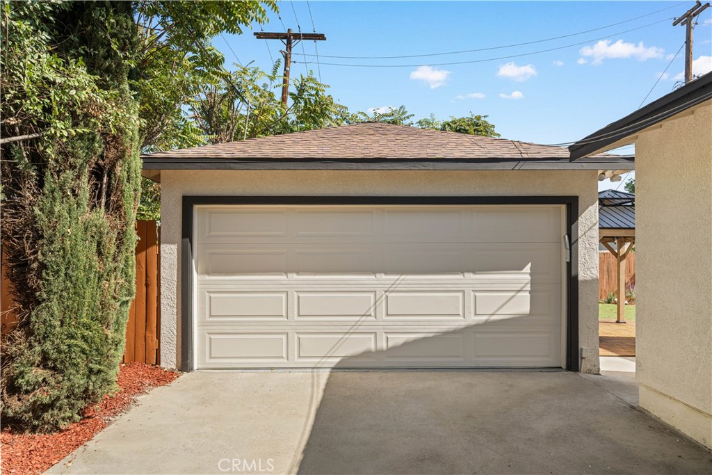 500 Santa Paula Avenue