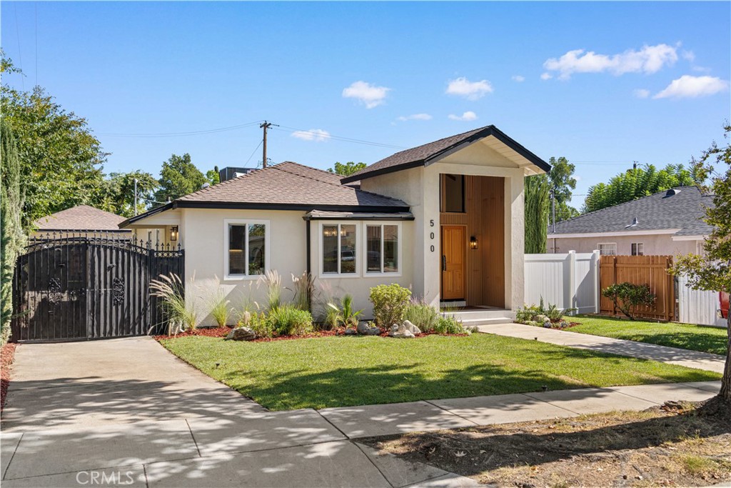 500 Santa Paula Avenue