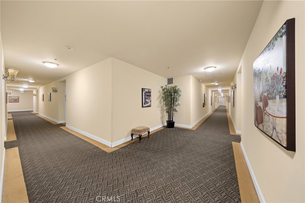 13798 Roswell Avenue B279