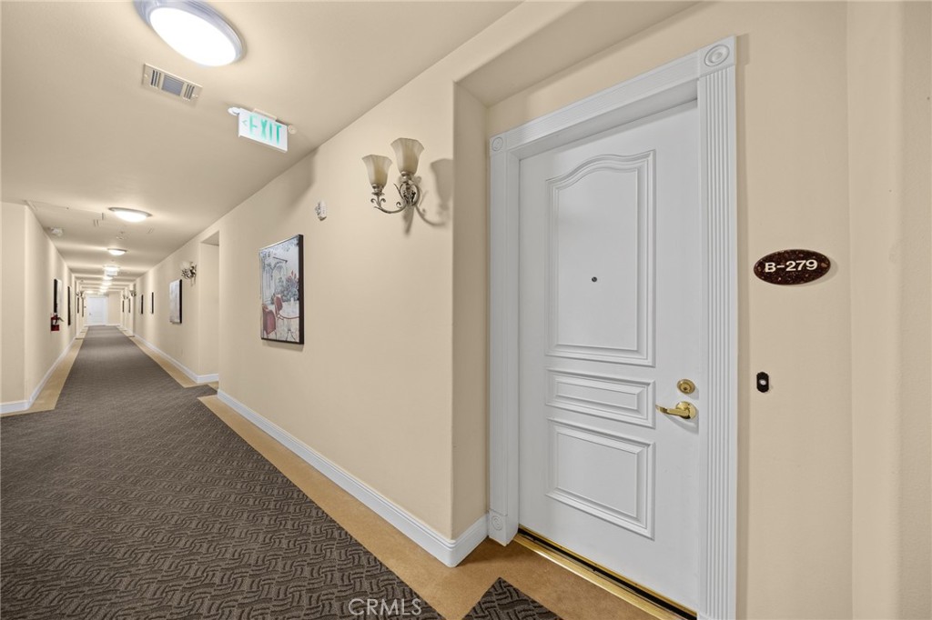 13798 Roswell Avenue B279