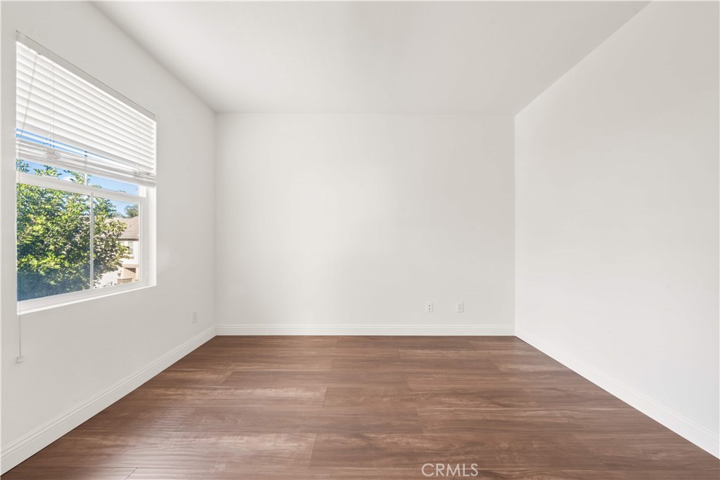 3271 Willow Hollow Road