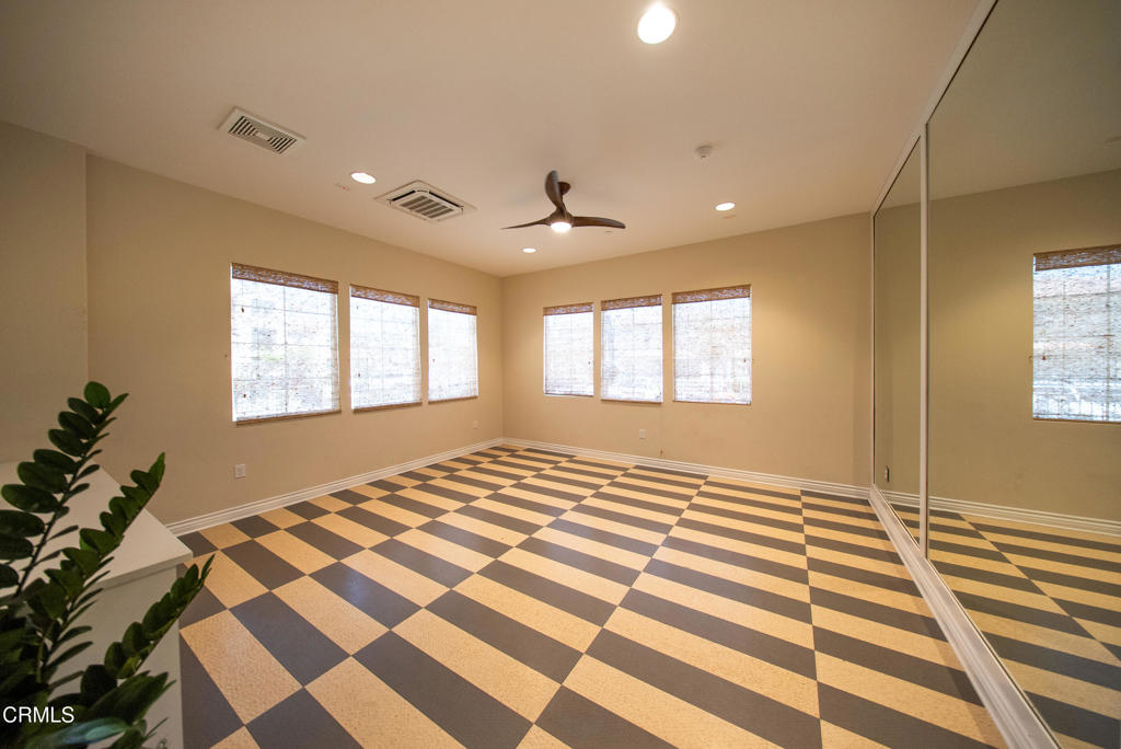 401 Camino Ruiz