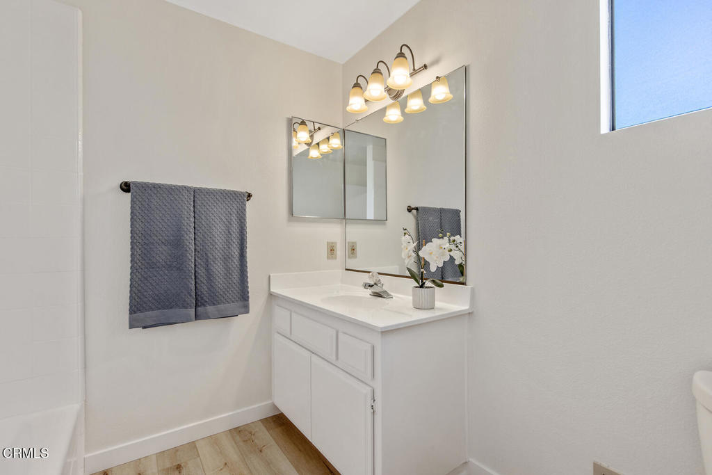 2718 2722 Evelyn Avenue