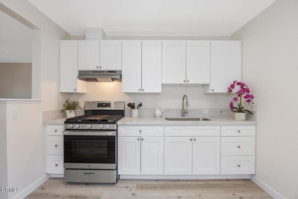 2718 2722 Evelyn Avenue