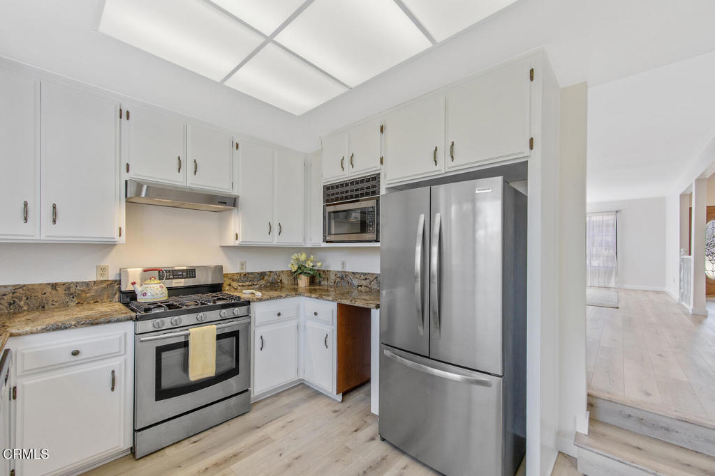 2718 2722 Evelyn Avenue