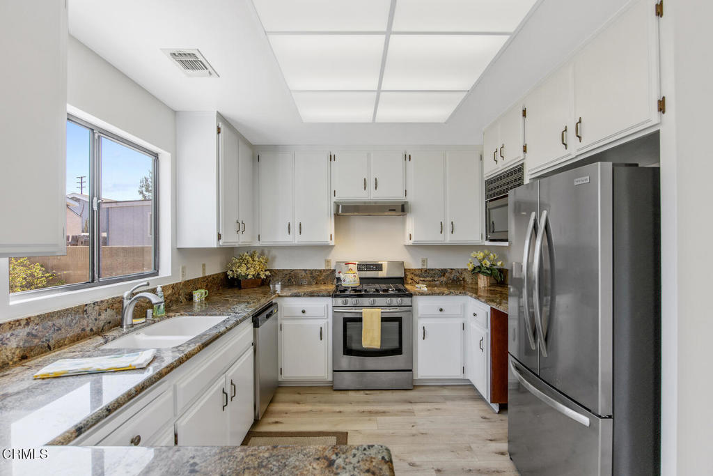 2718 2722 Evelyn Avenue