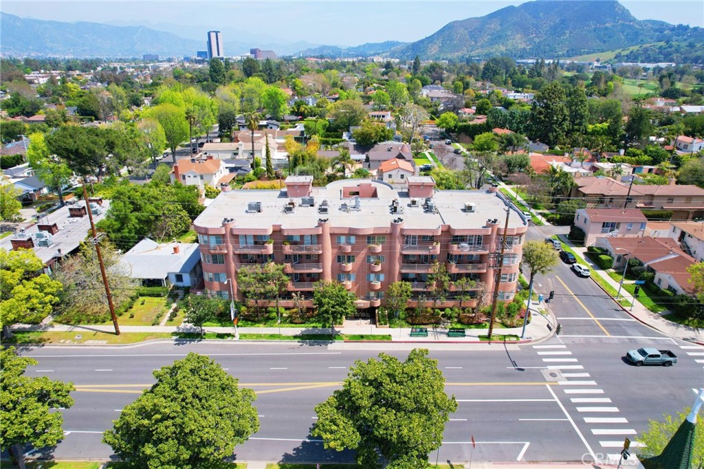 4310 Cahuenga Boulevard 104