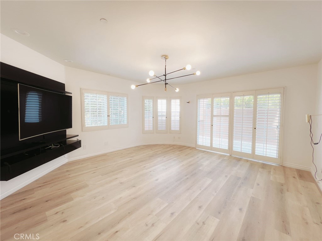 4310 Cahuenga Boulevard 104