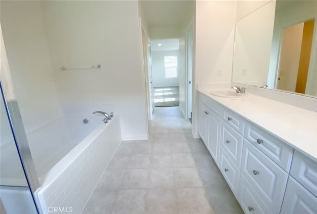 4750 Java Paseo S