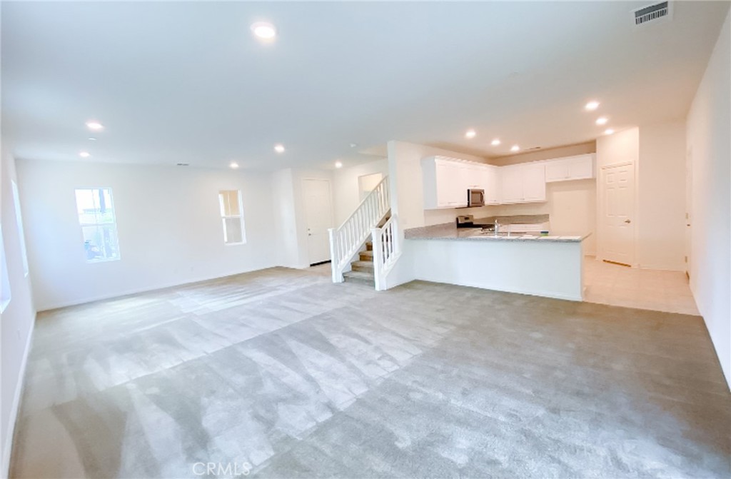 4750 Java Paseo S