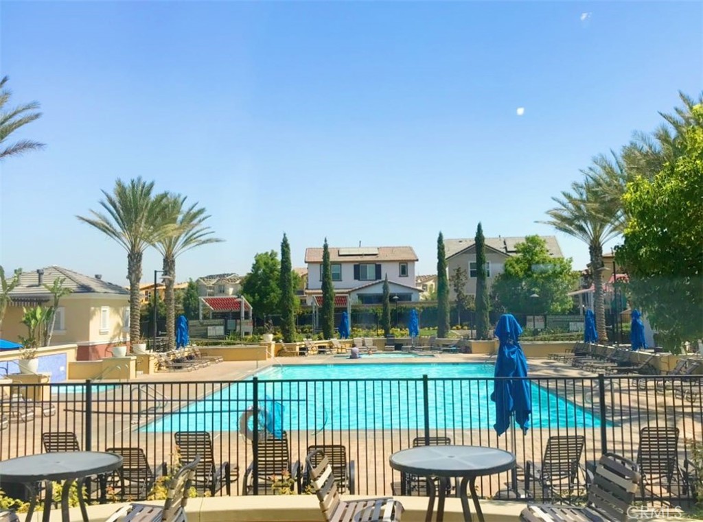 4750 Java Paseo S