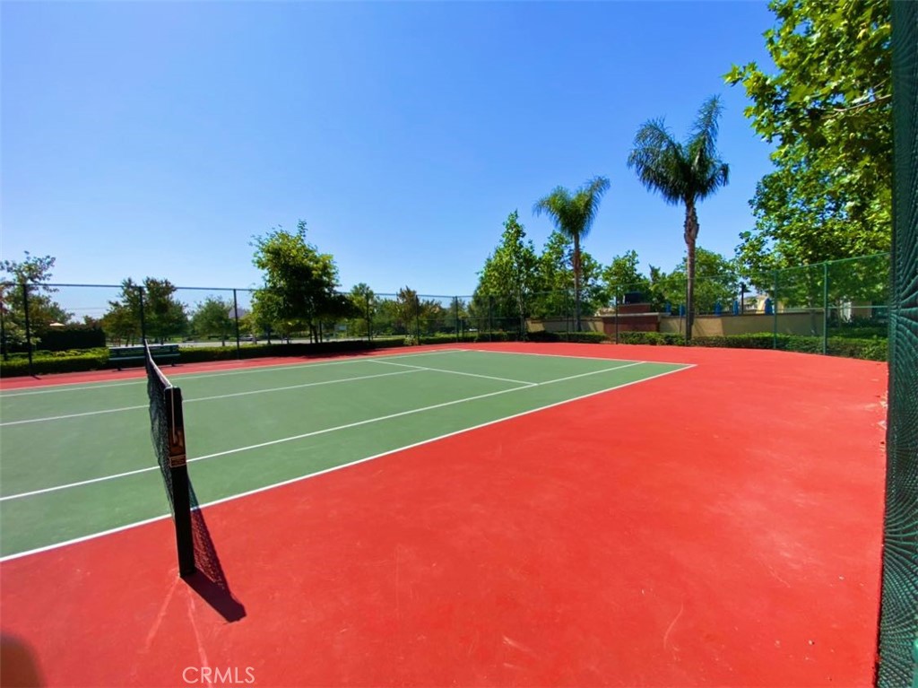 4750 Java Paseo S