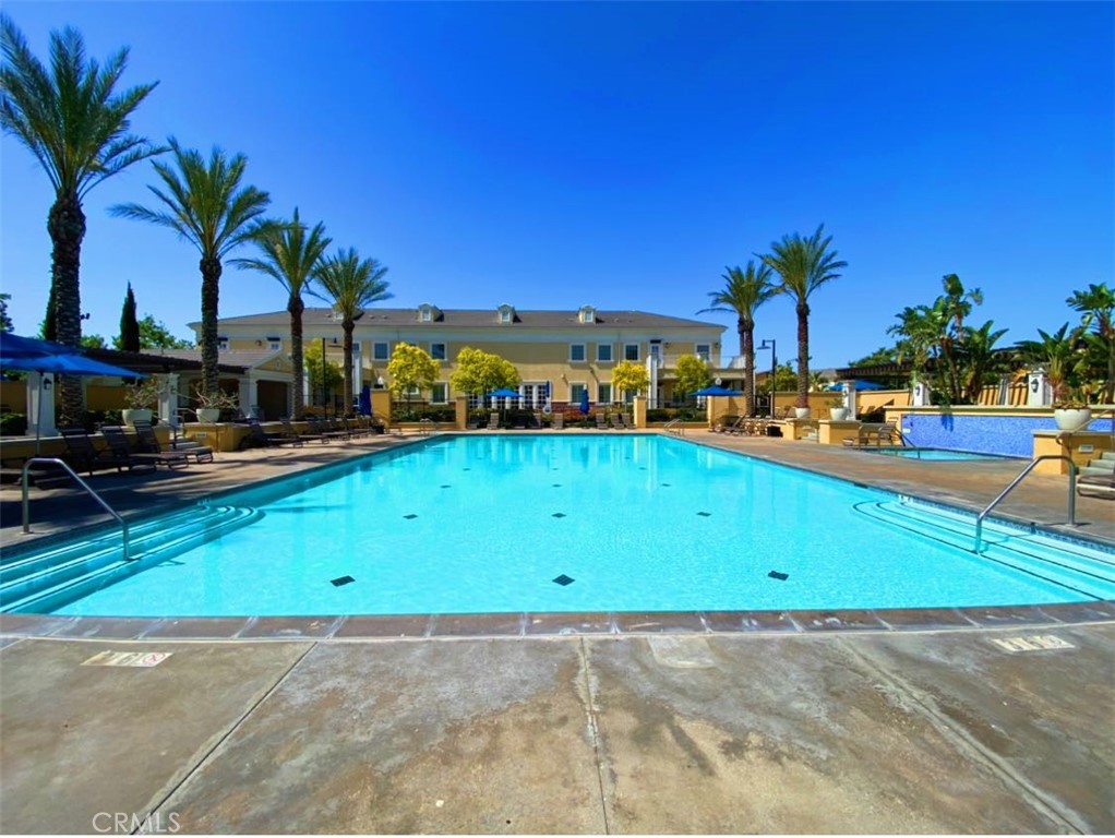 4750 Java Paseo S