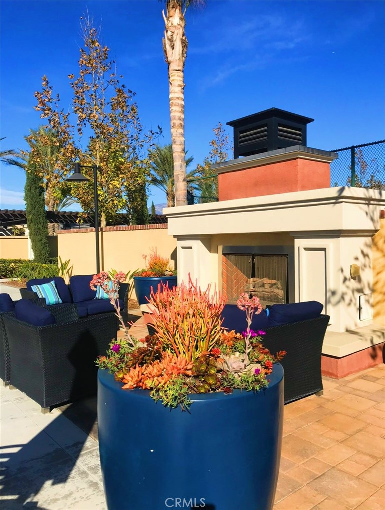 4750 Java Paseo S