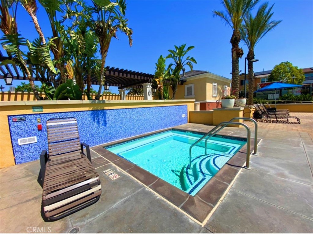4750 Java Paseo S
